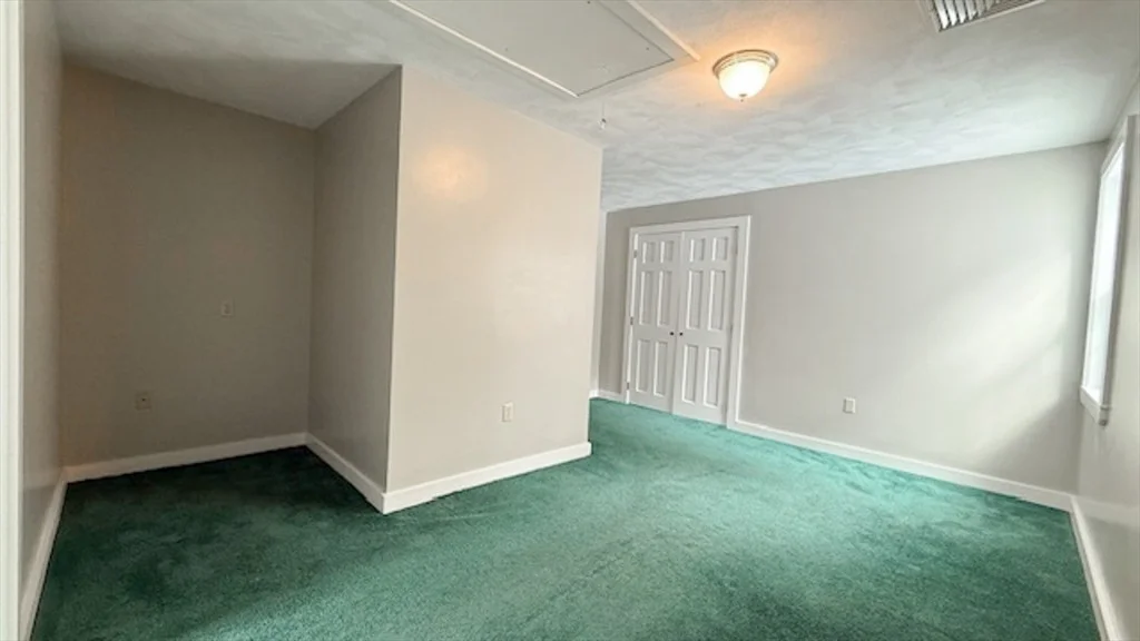 Photo of 10 Briggs Lane