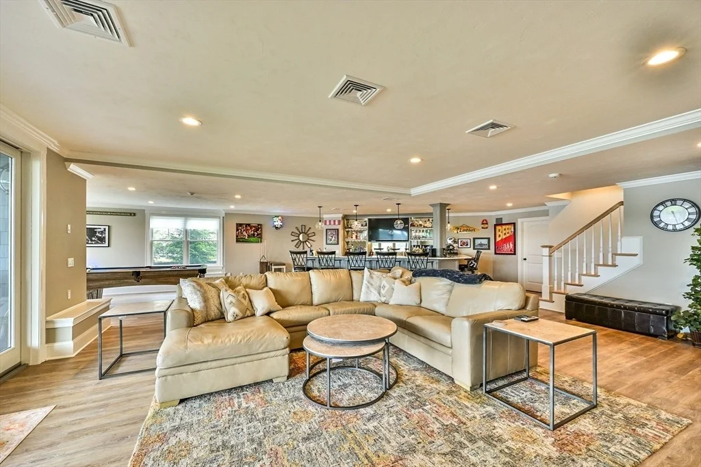 Photo of 15 Bates Grove Rd