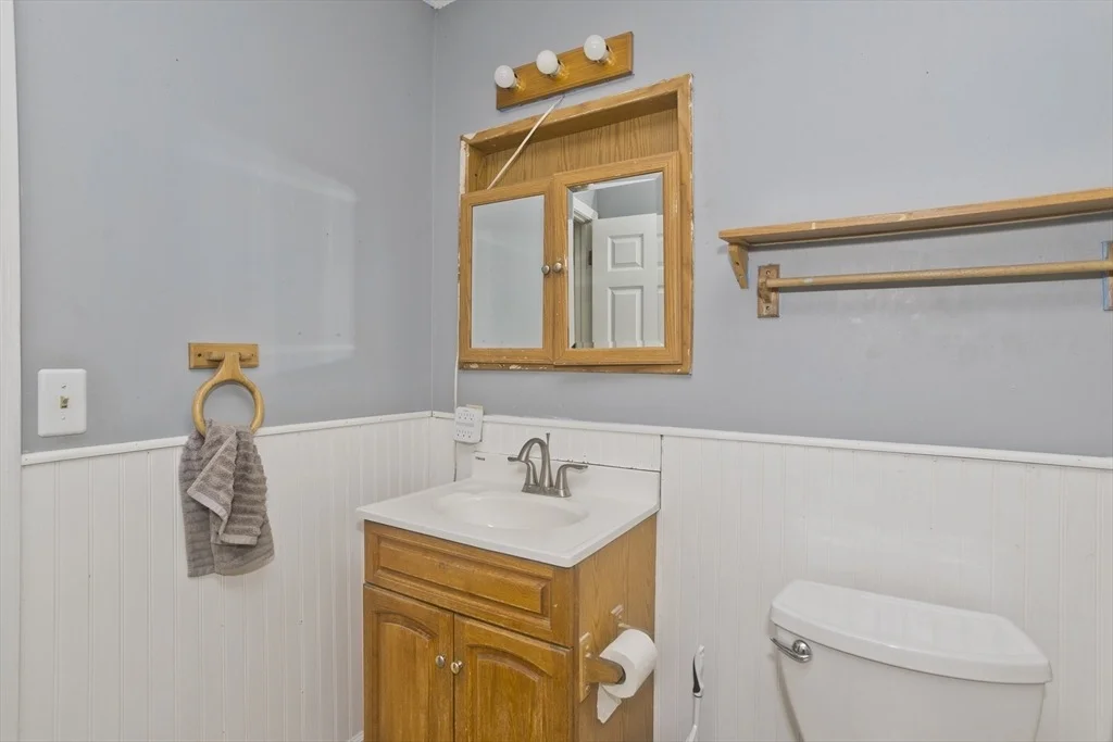 Photo of 300 Middlefield
