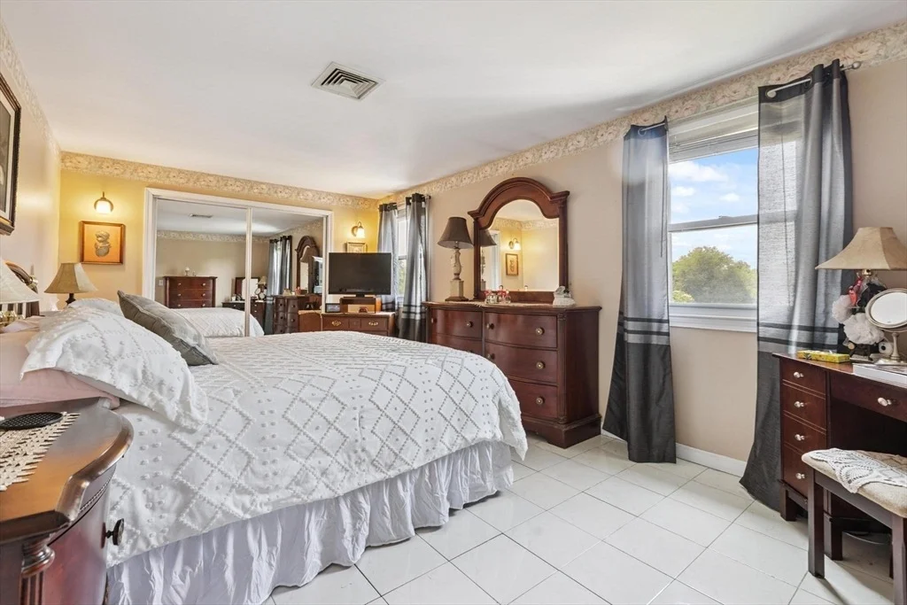 Photo of 7 James Rd