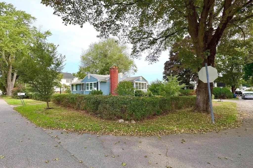 Photo of 59 Ayer Street
