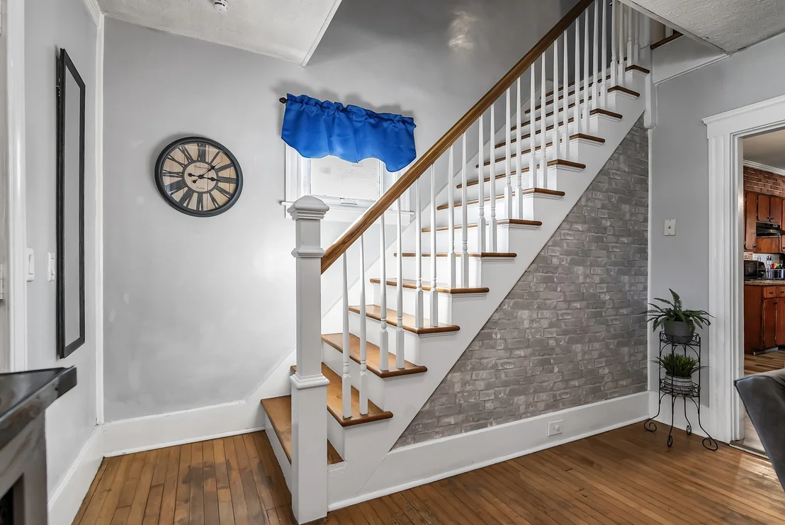 Photo of 100 Clover St