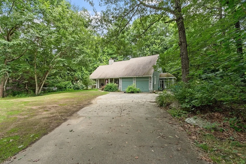 Photo of 192 Chipper Hill Rd