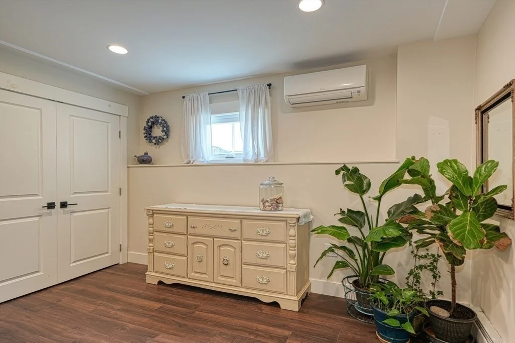 Photo of 161 Randall Rd