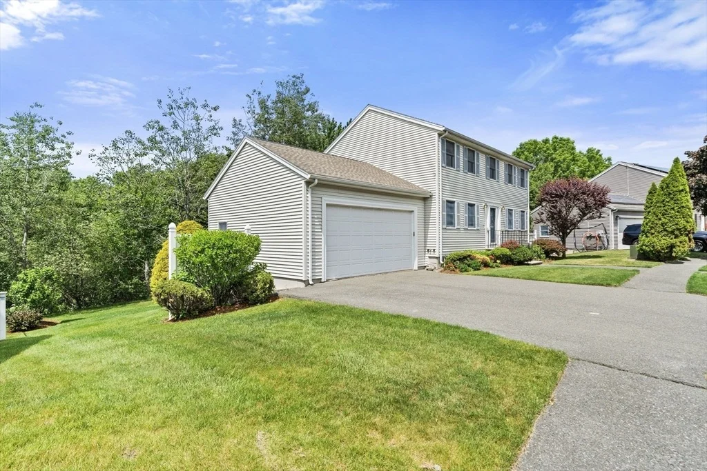 Photo of 31 Emerald Dr
