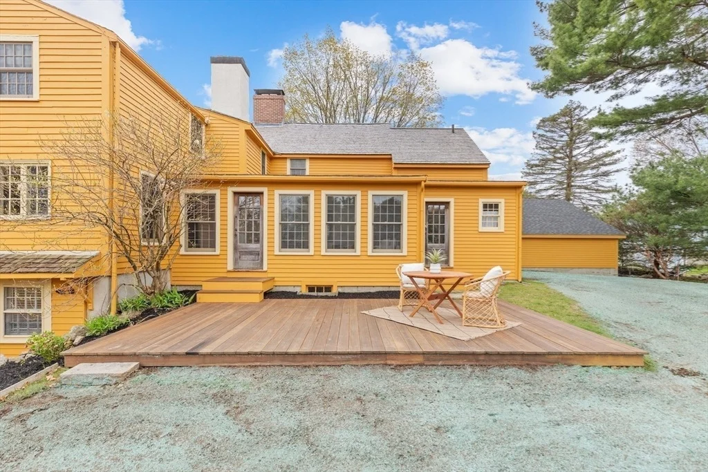 Photo of 483 Franklin Street