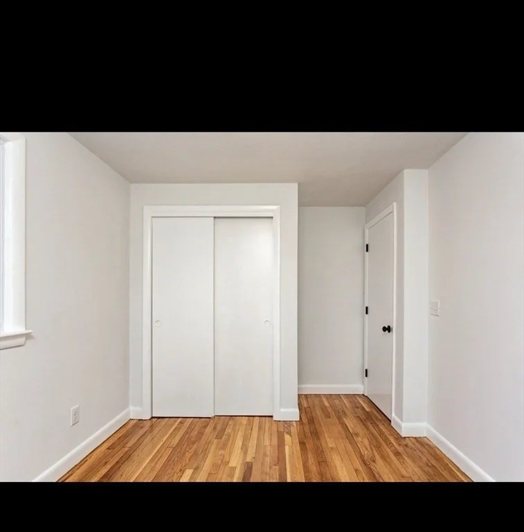 Photo of 164 Hall St
