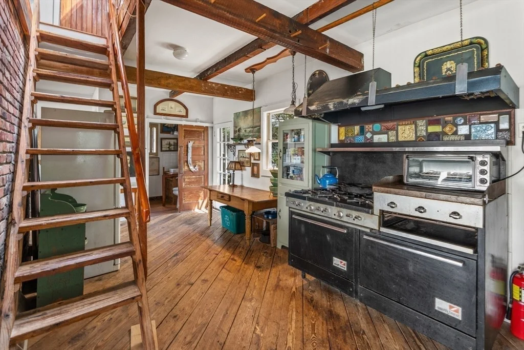 Photo of 95 Grandview Avenue