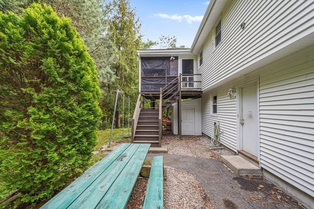 Photo of 17 Wood Ln