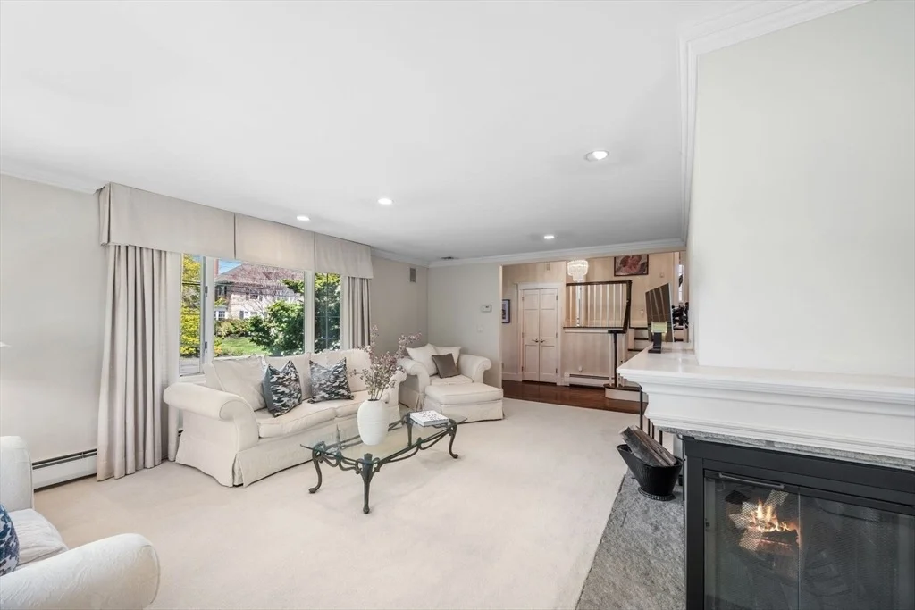 Photo of 21 Phillips Avenue