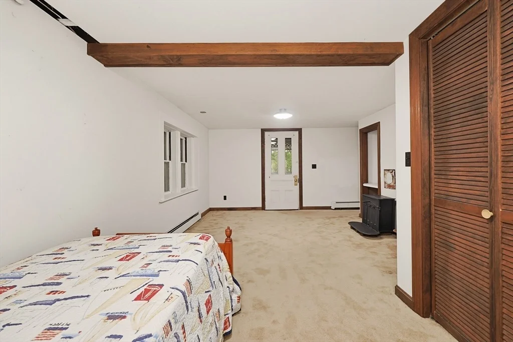 Photo of 42 Flash Rd