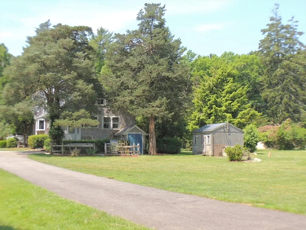 Photo of 651 Point Road