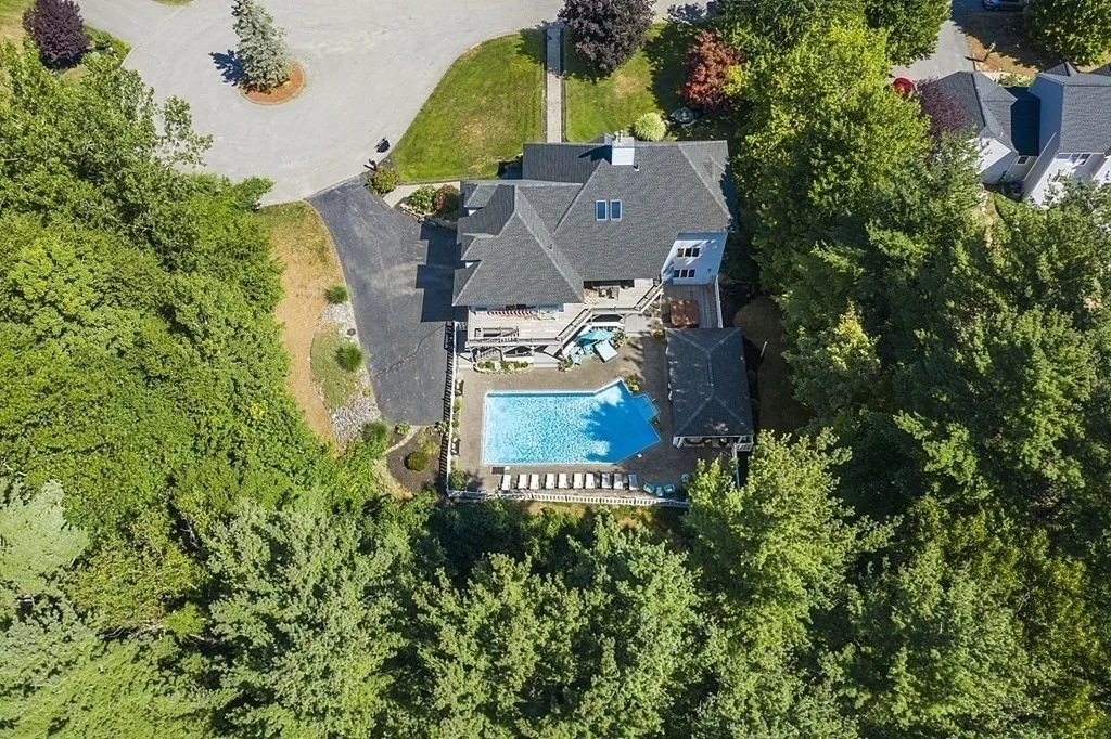 Photo of 60 Commonwealth Cir