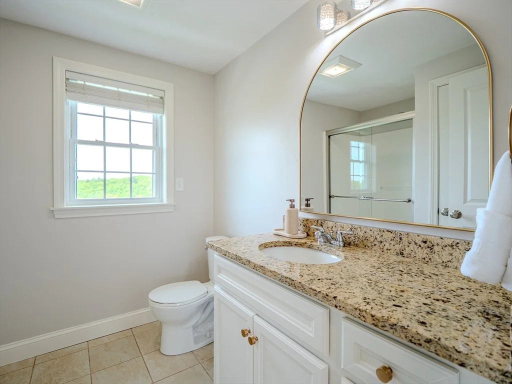 Photo of 20 Gedney Dr