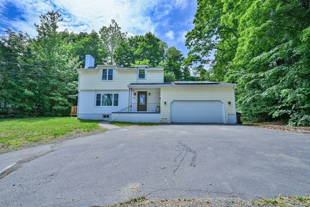 Photo of 48 Central St