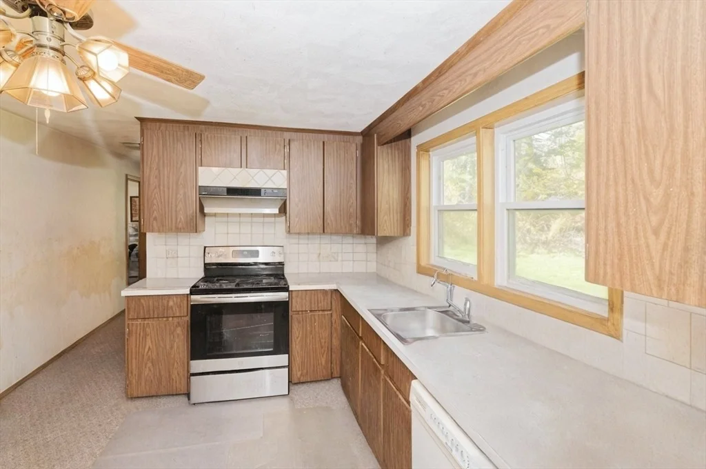Photo of 50 Juniper Ln