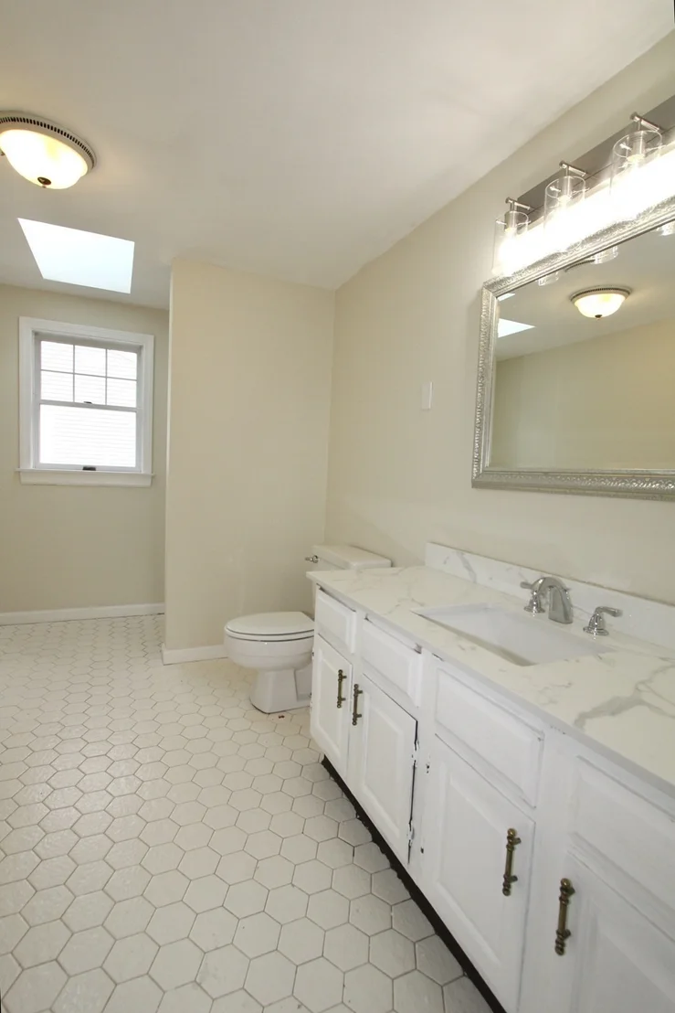Photo of 1 Cricket Ln