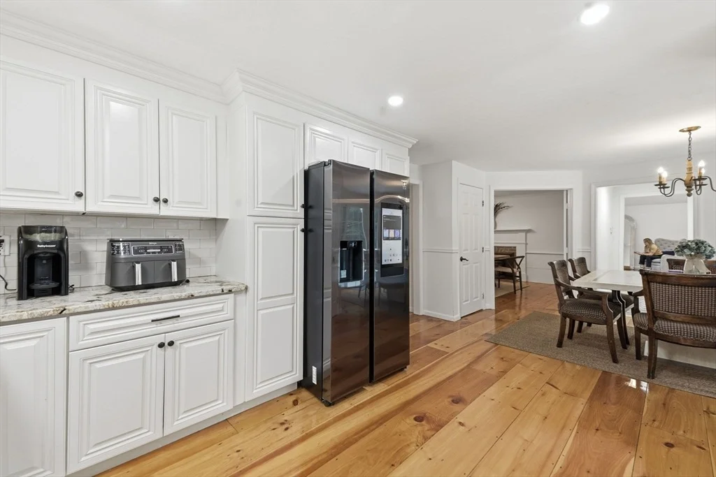 Photo of 359 Se Main St