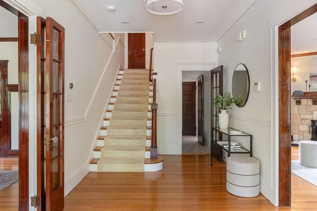 Photo of 4 Lawrence St
