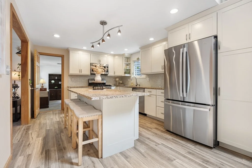Photo of 79 Marsh Hill Rd