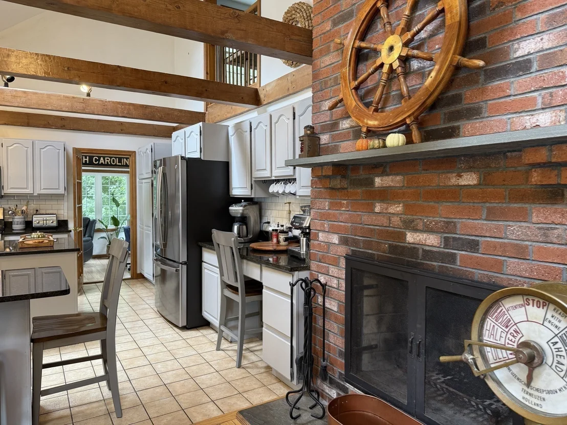 Photo of 4 Allen Rd.