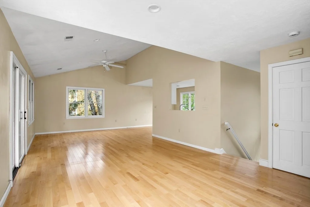 Photo of 74 Oxford Drive