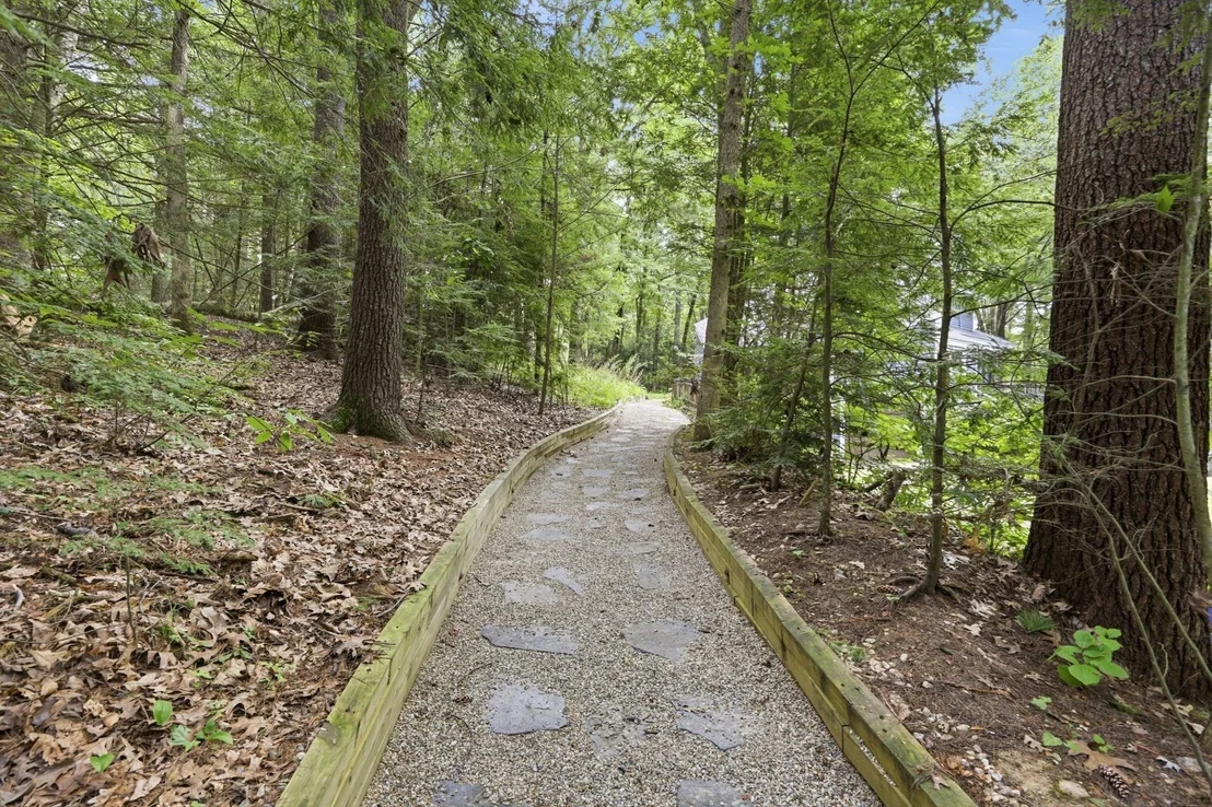 Photo of 616 Station Rd