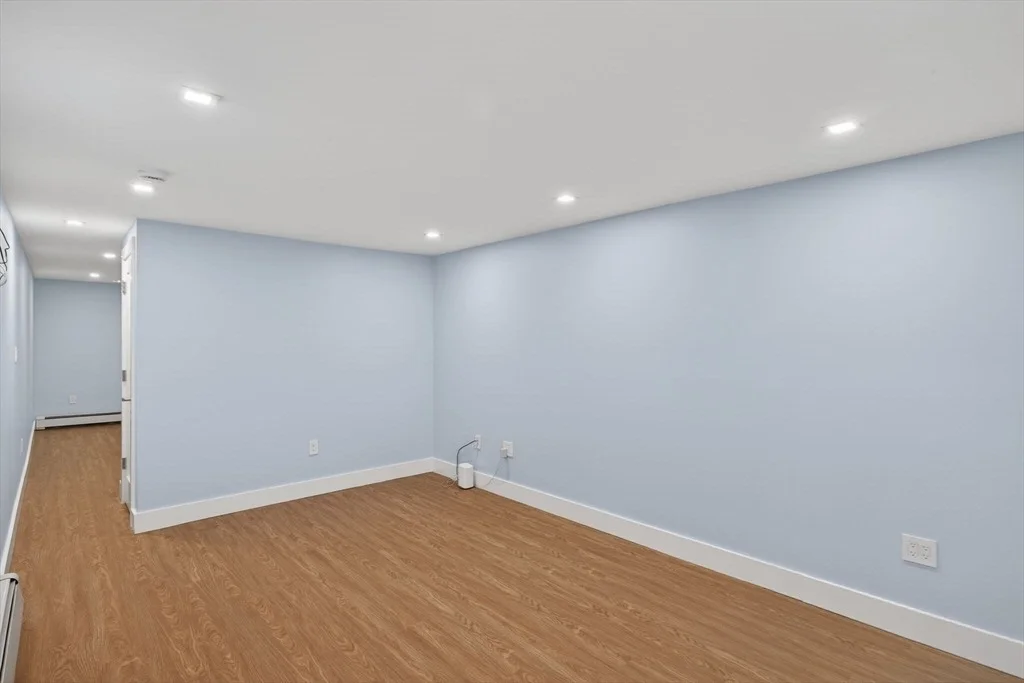 Photo of 28 Chipman Rd