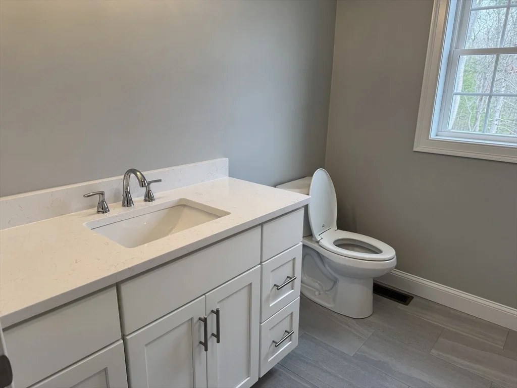 Photo of 27 Range Ave