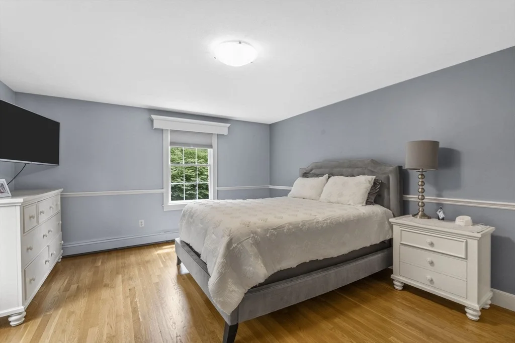 Photo of 102 Riverside Circle