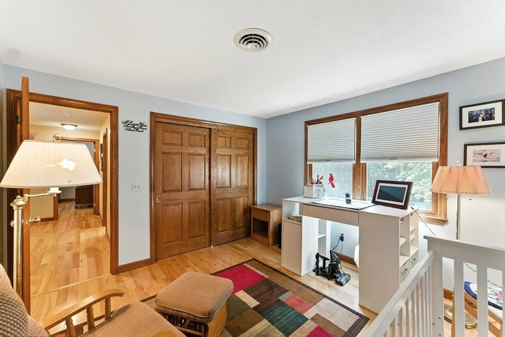 Photo of 238 Elizabeth Dr