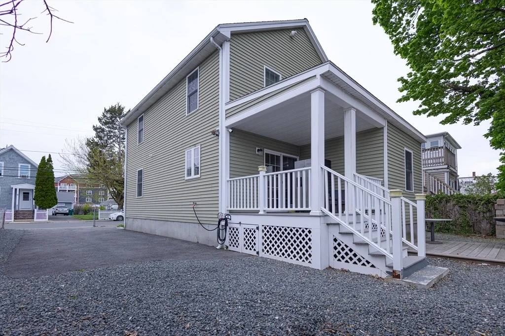 Photo of 76 River St