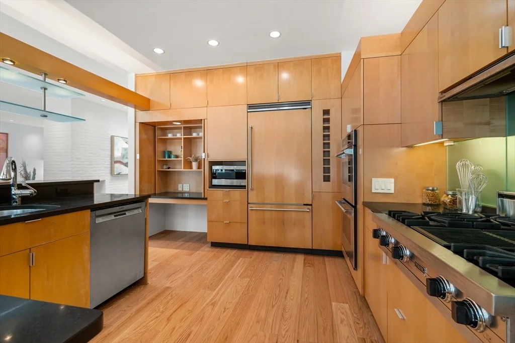 Photo of 32 Moon Hill Road