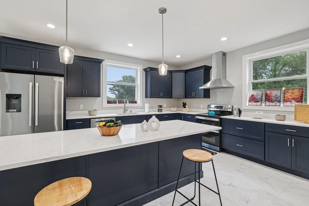 Photo of 920 Drift Road