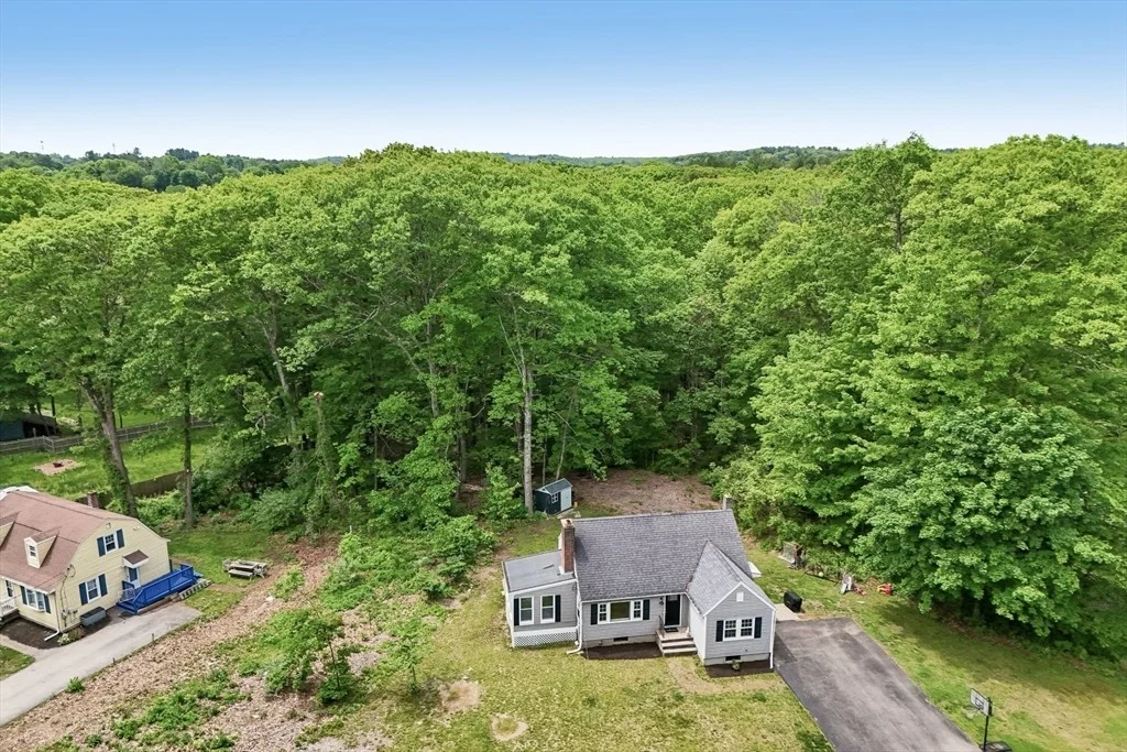Photo of 18 Carleton Rd