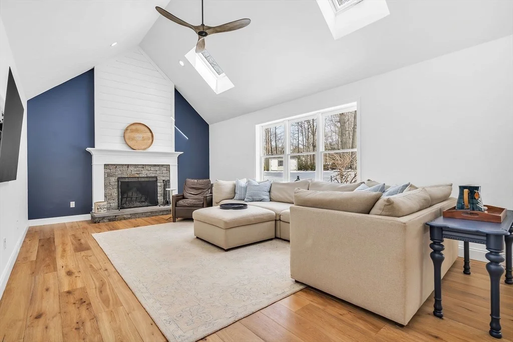Photo of 84 Jefferson Rd