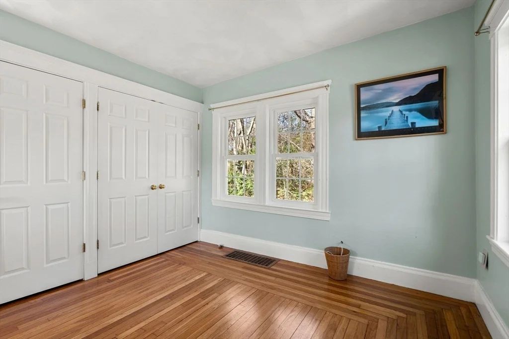 Photo of 12 Lake Ave