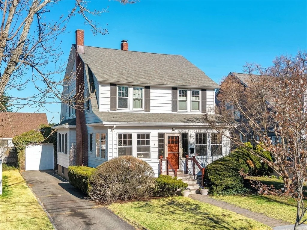 Photo of 29 Thaxter Rd