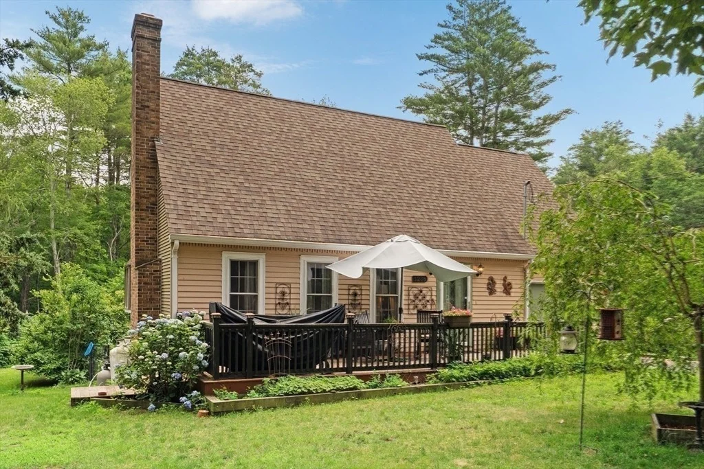 Photo of 1236 Woonsocket Hill Road