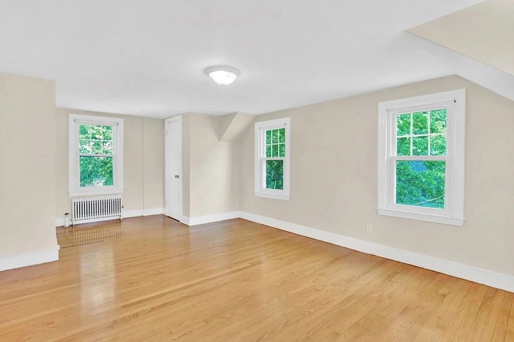 Photo of 82 Biltmore St