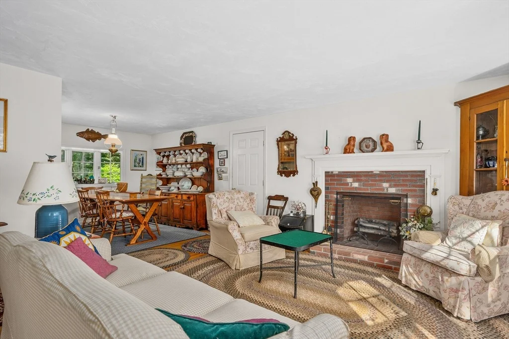 Photo of 89 Cliff Pond Rd