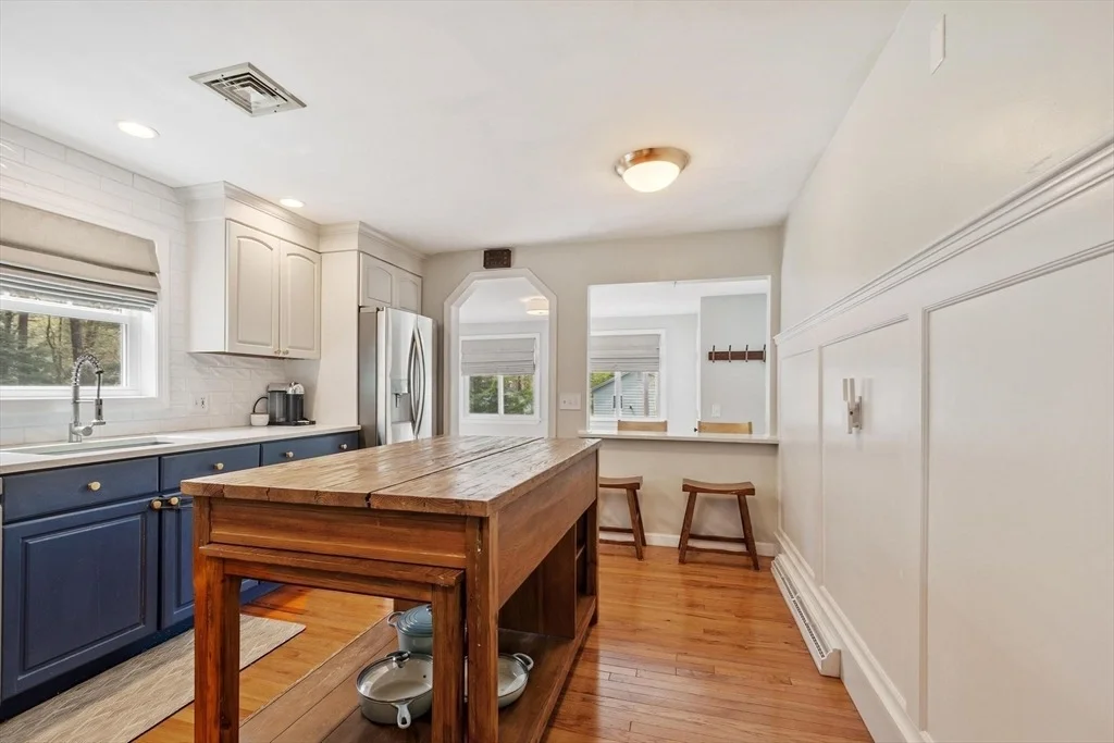 Photo of 123 Plain Rd