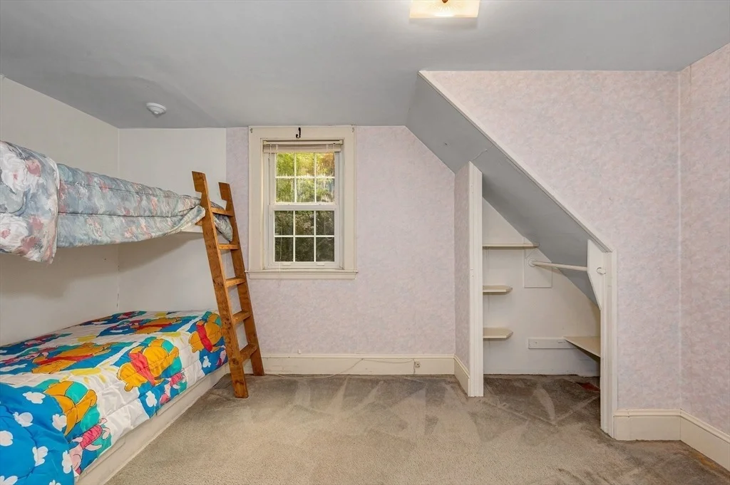 Photo of 160 Forest St