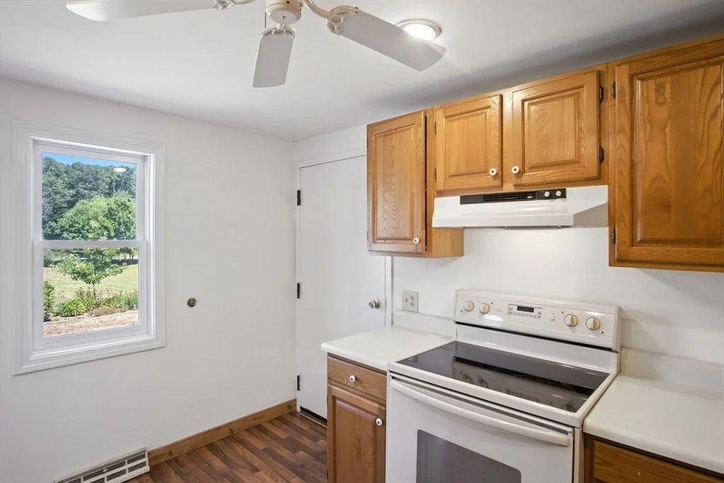 Photo of Unit 8 at 8 Devlin Circle