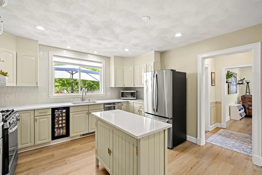 Photo of 22 Beach Ave