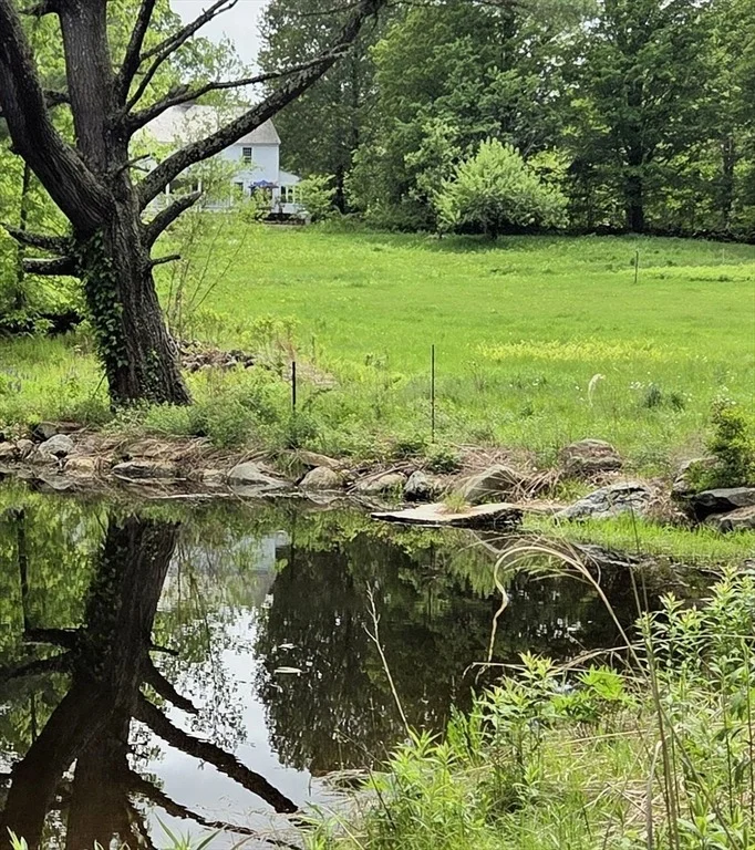 Photo of 130 West Rd