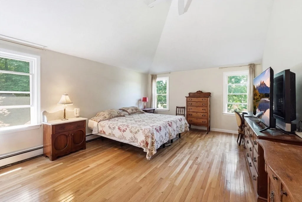 Photo of 41 Lamplighter Dr