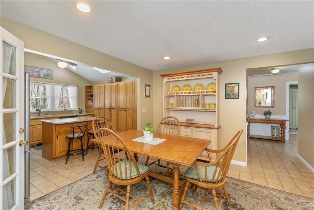 Photo of 58 Oakcrest Circle