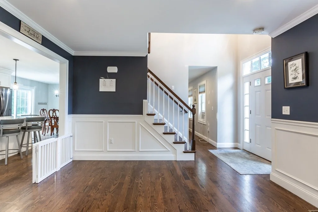 Photo of 590 Front St