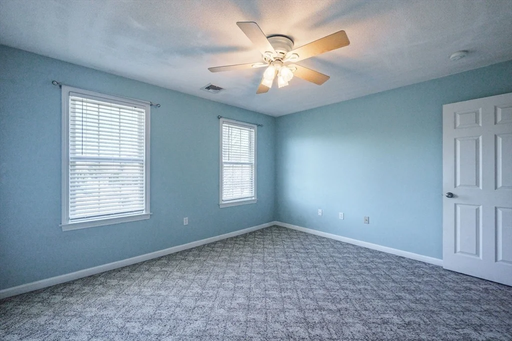 Photo of 303 Munger Hill Rd